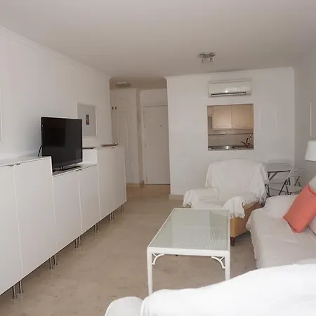 Apartment 2000